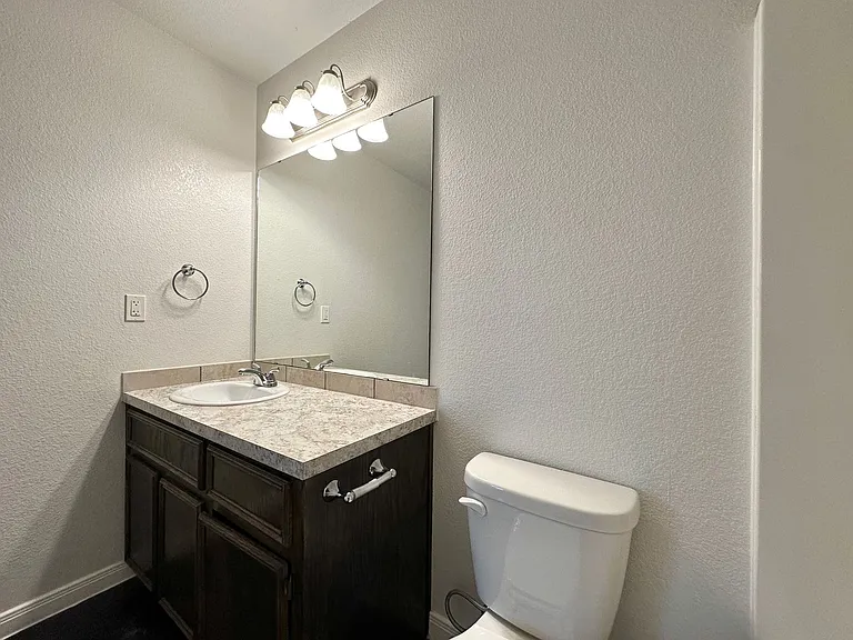 4507 Skyflower Ln — Photo 45