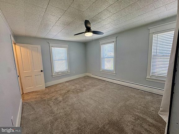 4th image of 38 Maclay St