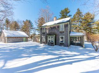 371 Little Sunapee Rd, New London, NH 03257