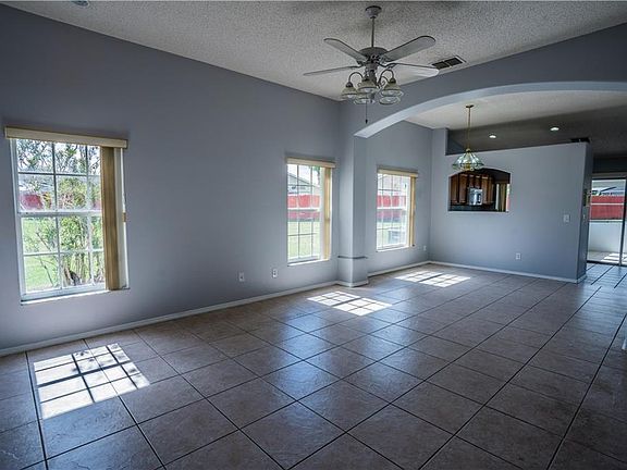 4th image of 13246 Summerton Dr