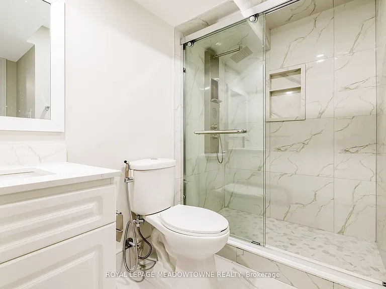 1603 Hume Way #BASEMENT — Photo 22