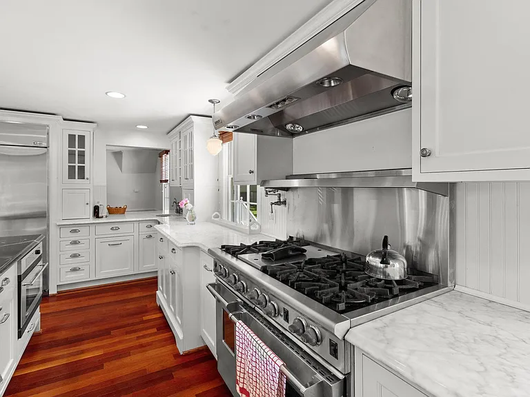 5523 White Hall Rd — Photo 10