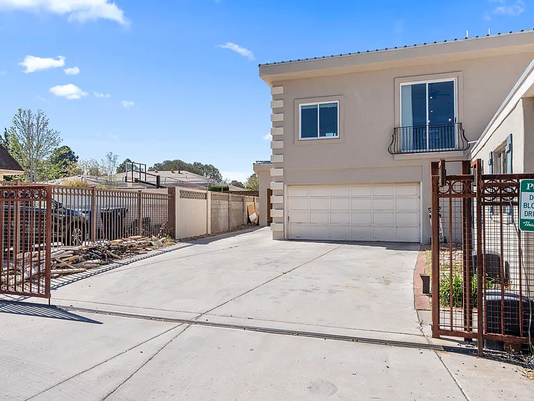 7508 Osuna Rd NE #A — Photo 11