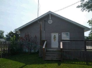 214 Rice St, Wilsonville, IL 62093