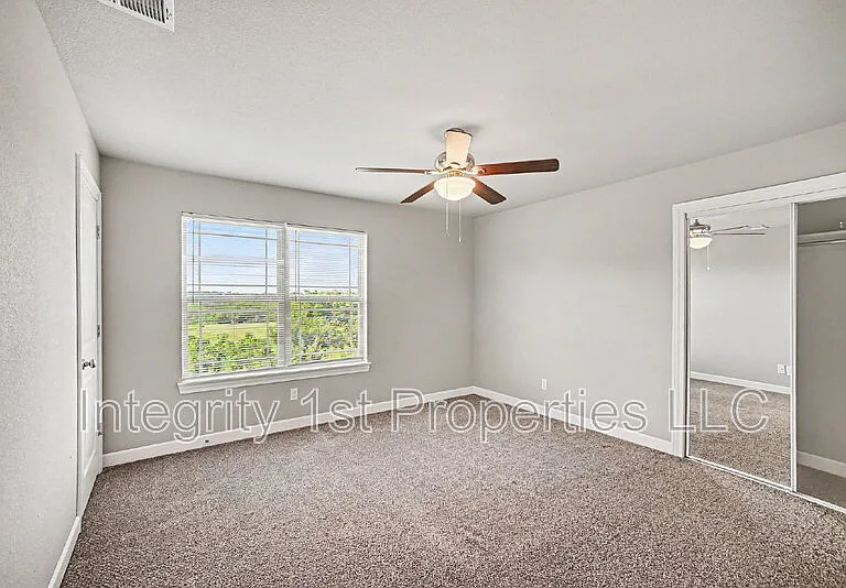 10510 Clubhouse Dr — Photo 21