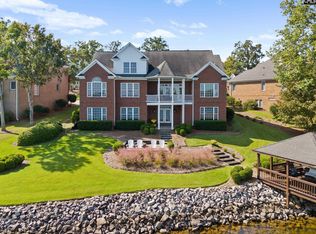 116 Quiet Cove Dr, Chapin, SC 29036