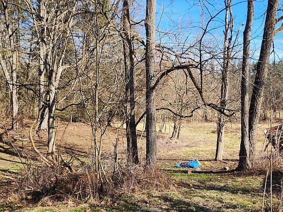 4th image of 1294 Bellville Johnsville Rd