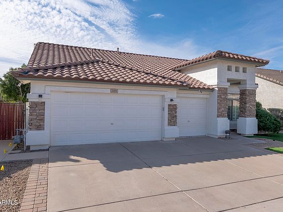 2nd image of 2205 W OLIVE Way