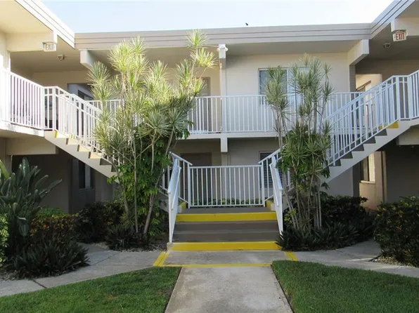 6700 1st Ave S APT 111, Saint Petersburg, FL 33707