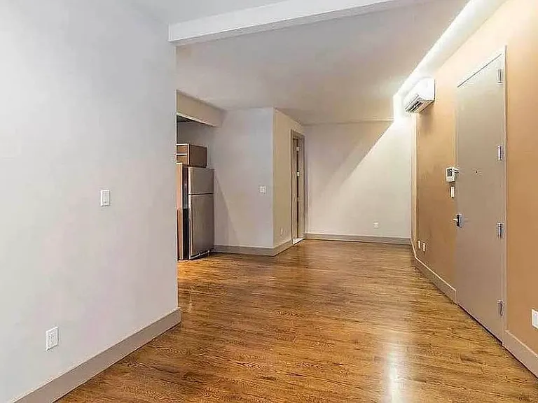 447 Meeker Ave #1A — Photo 8
