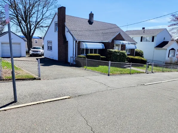 55 Kilburn St, Revere, MA 02151