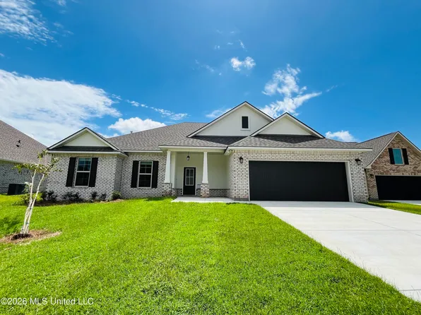 14389 Swan Ridge Cir, Gulfport, MS 39503