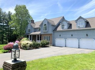 33 Windy Hill Dr, South Windsor, CT 06074