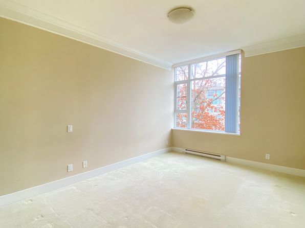 2 bedroom rental in Vancouver — photo 13