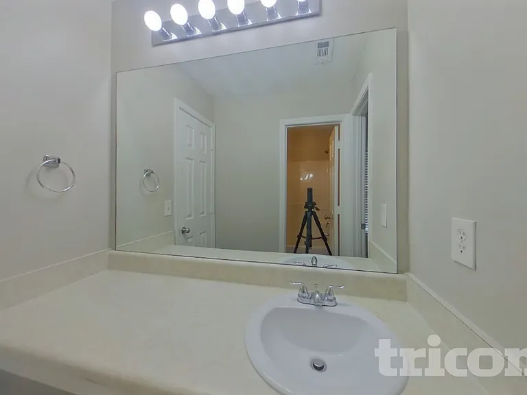 5148 Estonian Dr — Photo 20