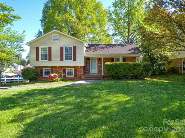 5817 Rupert Ln, Charlotte, NC 28215