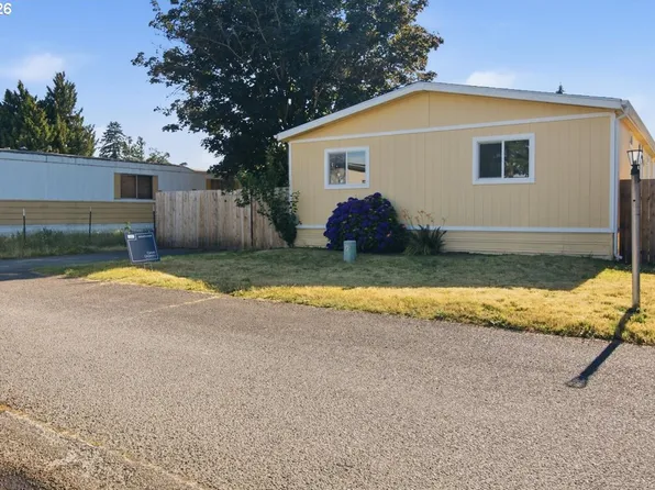 9874 Golf Club Rd SE Unit 82, Stayton, OR 97383
