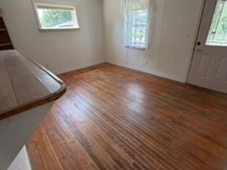 3348 SW 23rd St — Photo 16