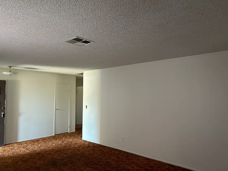 Hidden Valley Dr — Photo 12