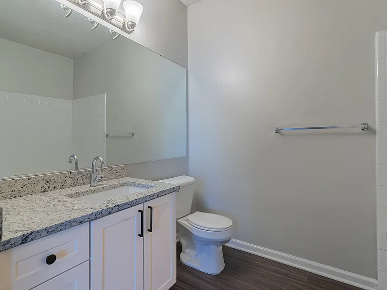 The Berkeley At Southpoint — Photo 43