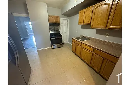 382 S 10th St #1 Photo 1