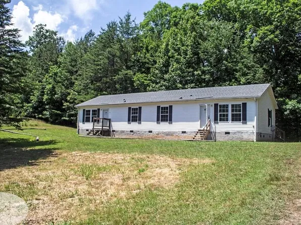 30 Towhee Ln Unit B, Murphy, NC 28906