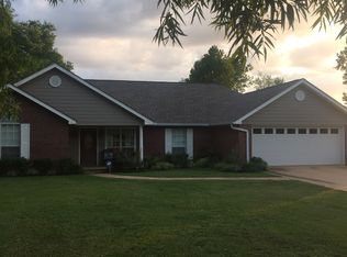 9171 Collinsville Cir, Collinsville, MS 39325