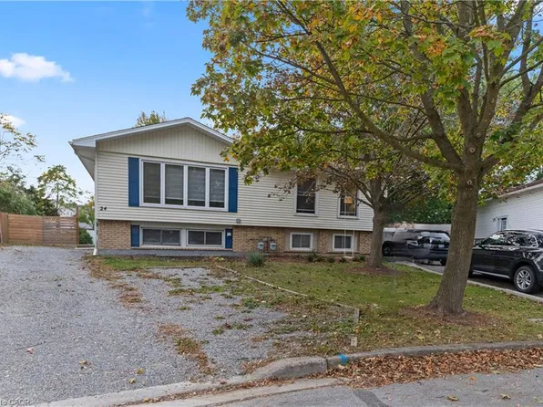 24 Tara Cres, Thorold, ON L2V 4M1