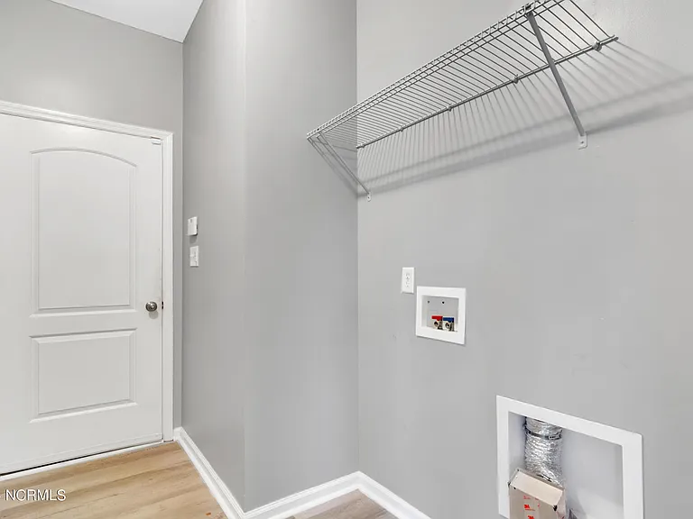 333 Kingston Rd — Photo 13