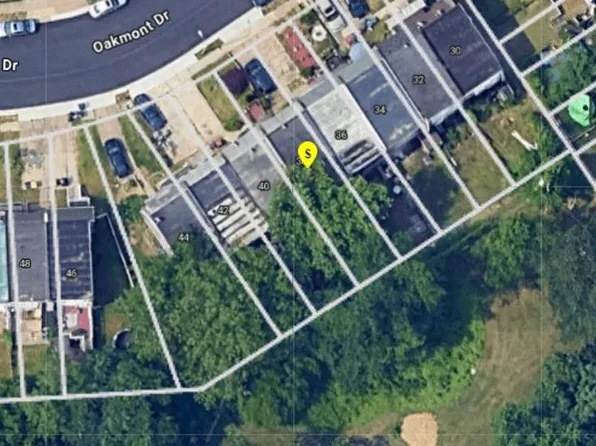 38 Oakmont Dr, New Castle, DE 19720