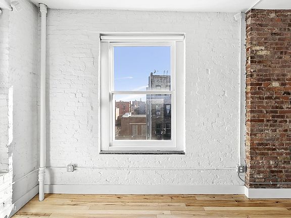 3rd image of 223 E 4th St APT 17