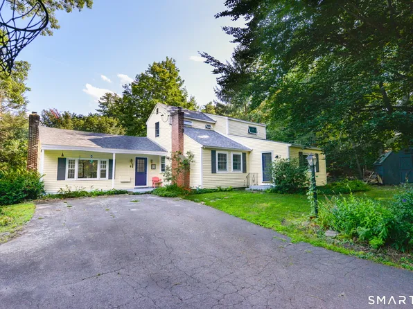 23 Chriswell Drive, Simsbury, CT 06070