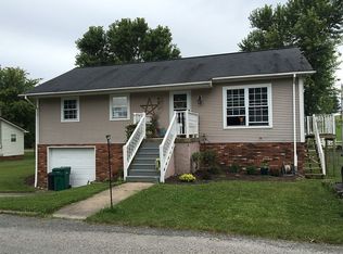 47 Dogwood Ln, Fairmont, WV 26554