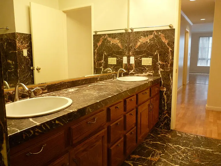 4641 Fulton Ave #1 — Photo 19