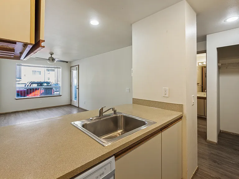 1151 N 94th St #11 — Photo 2