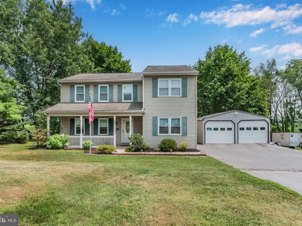 65 Fairview St, Carlisle, PA 17015
