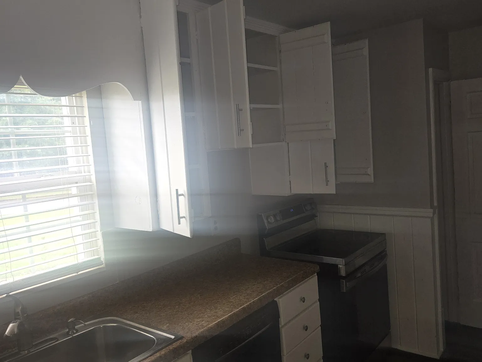 3 bed, 1492 sqft, $2,000 — Photo 3