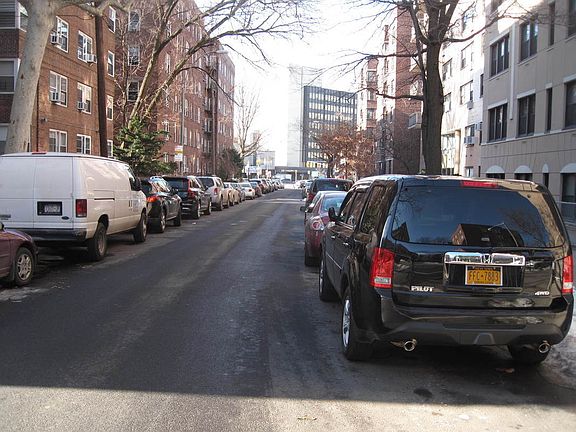 2nd image of 11035 72nd Dr APT 3R
