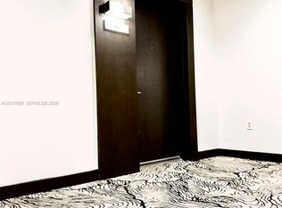 900 Biscayne Bay Condo, Miami, FL 33132