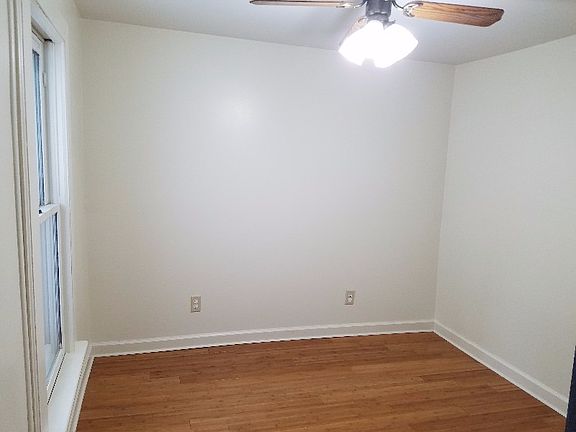 3rd image of 812 S Arbor St