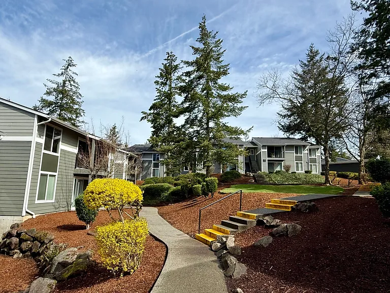 Benson Village — Photo 52