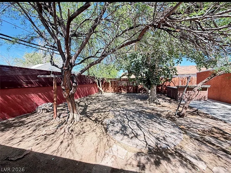 1311 Griffith Ave — Photo 36