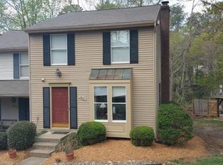 1900 Fox Sterling Dr, Raleigh, NC 27606