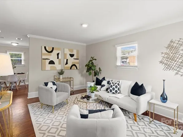 8832 Windsong Dr, Charlotte, NC 28273