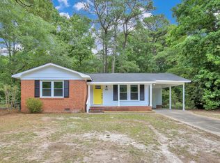 1024 Riverside Cir, Spring Lake, NC 28390