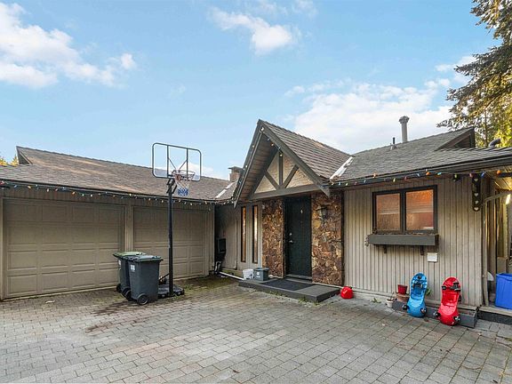 2nd image of 5189 Madeira Ct