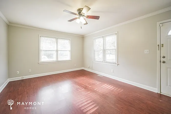 6197 Castlewood Dr — Photo 8