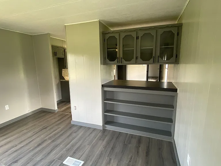 122 Private Road 178 — Photo 3