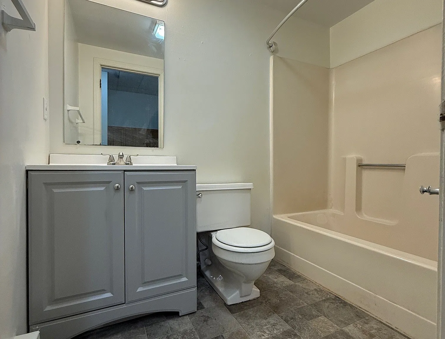 Summit Place Apartments — Photo 4