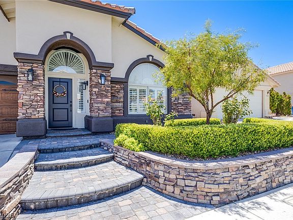 4th image of 1617 Blanco Dr
